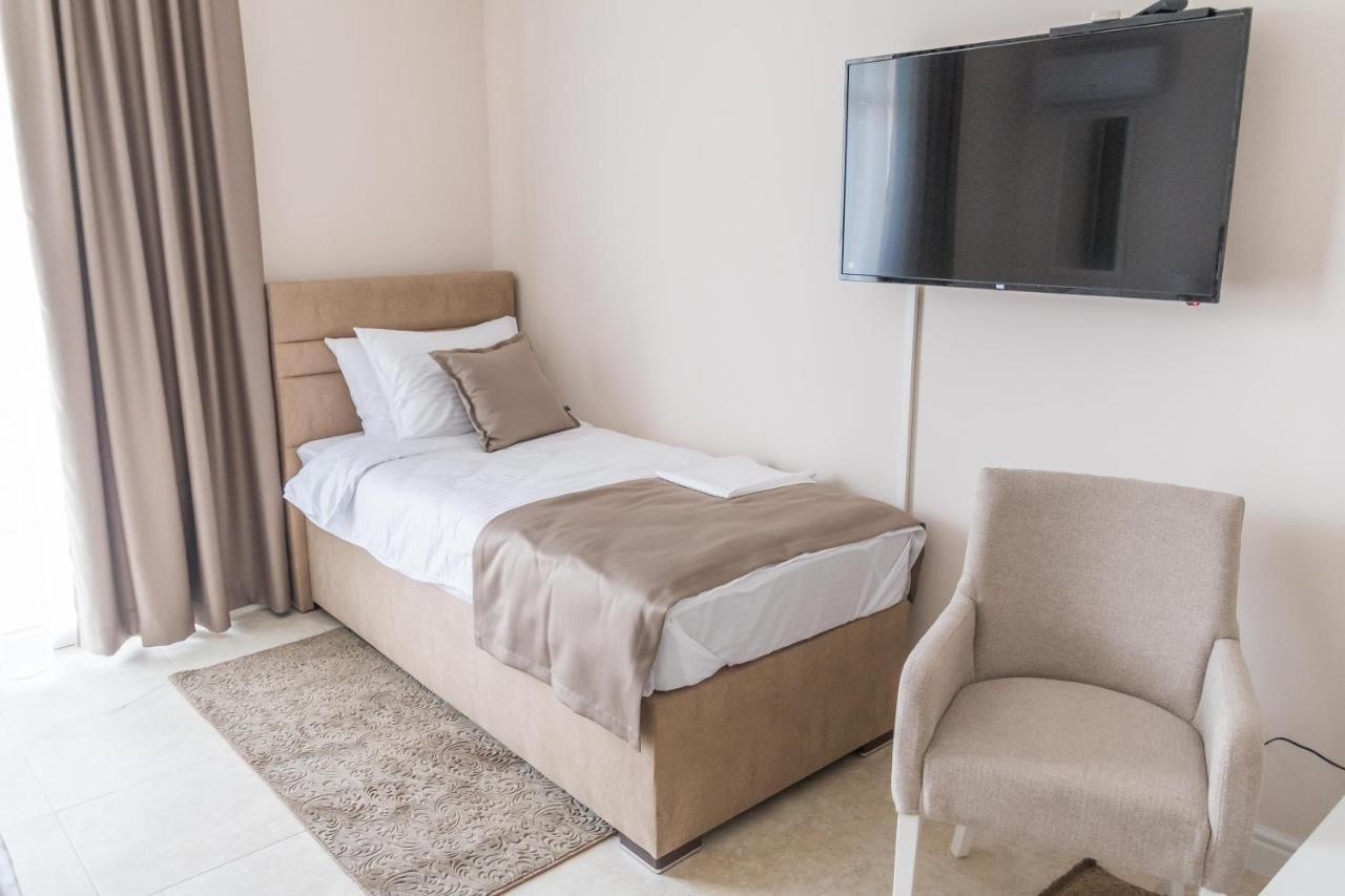 A Klub Apartmani Mrcajevci Exterior foto